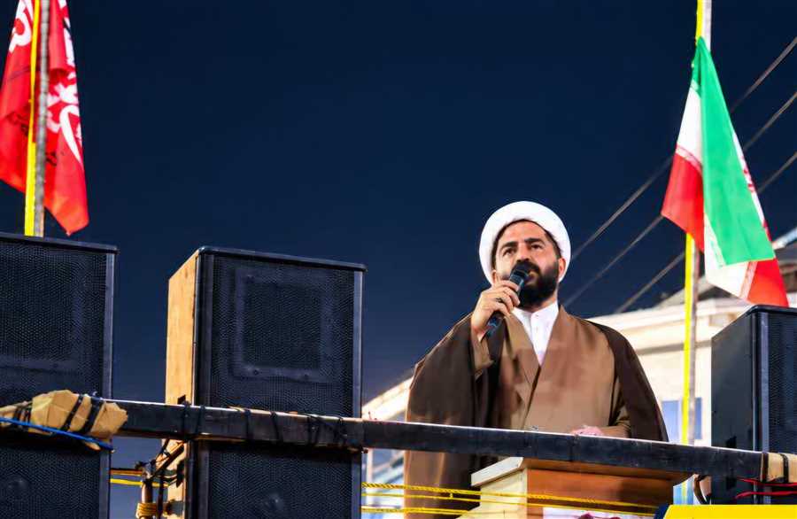 تاریخ را فراموش نکنیم / نگذاریم جای جلاد و شهید را عوض کنند