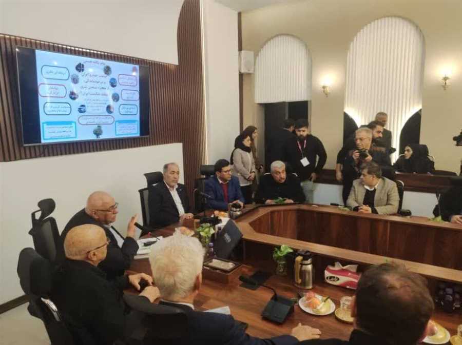 ساختار کنونی دولت پاسخگوی چالش‌های اقتصادی نیست