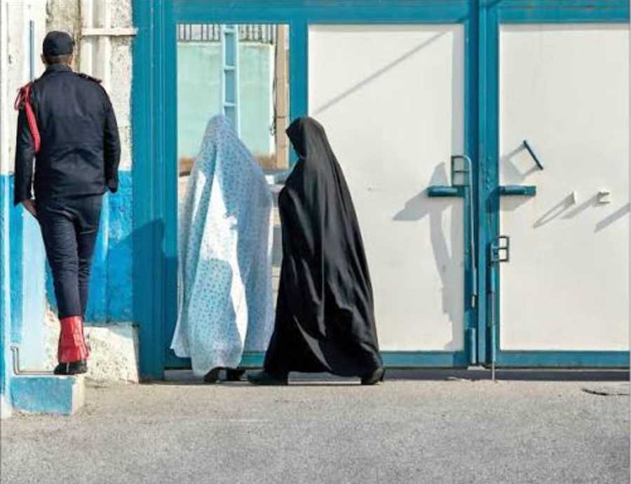 10 زندانی زن به مناسبت ایام فاطمیه به خانه برگشتند