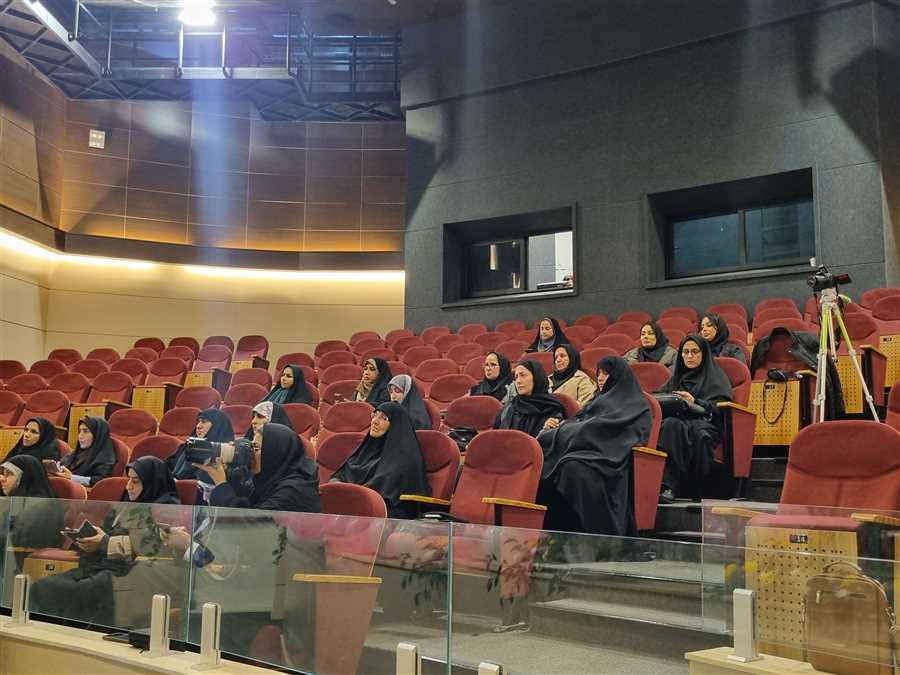 دومین رویداد رسانه‌ای "طنین" از قاب "چامه"