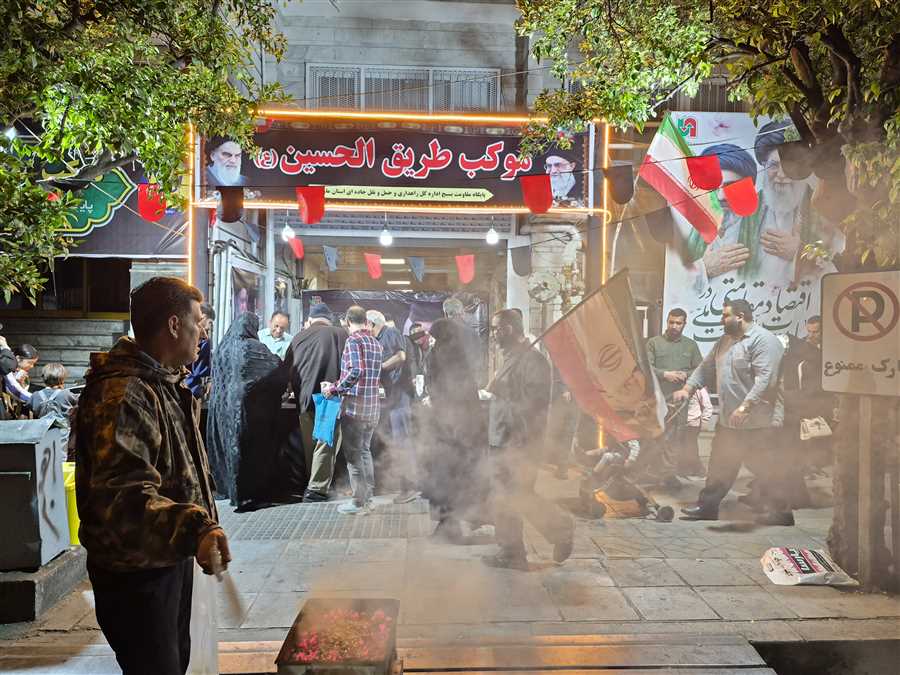 چراغ موکب "طریق الحسین" روشن است + تصاویر