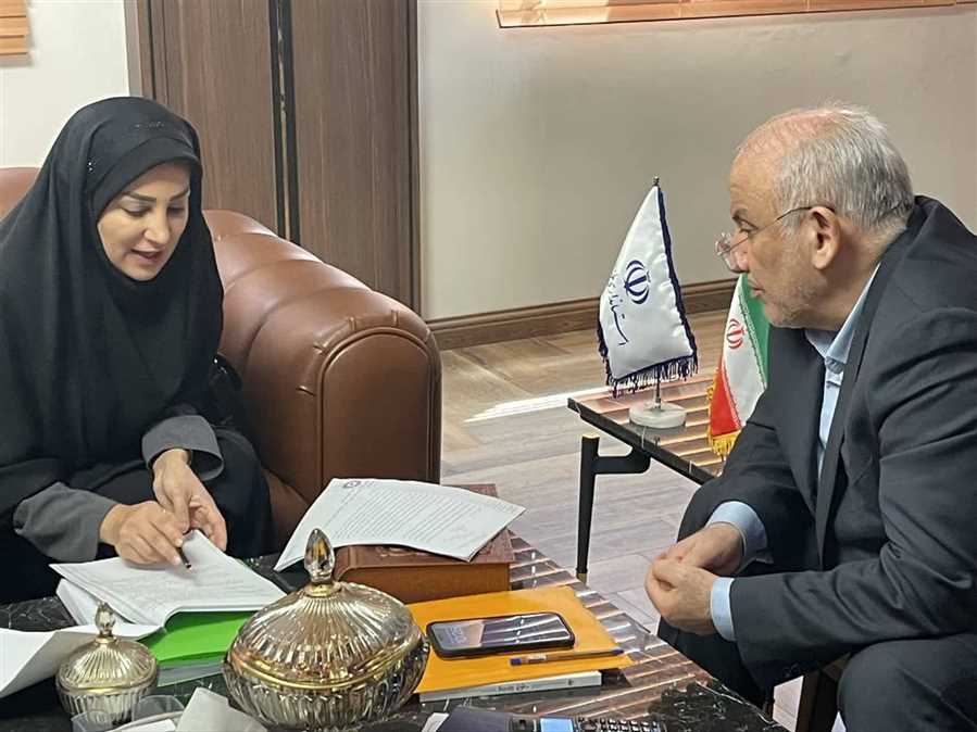 مهرورزی استاندار مازندران به کتاب